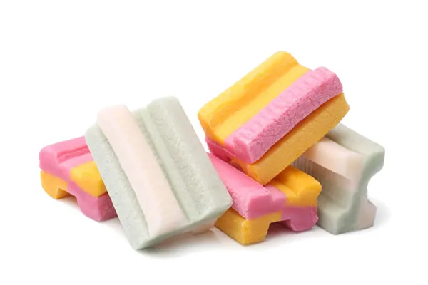 Cutting and folding packaging